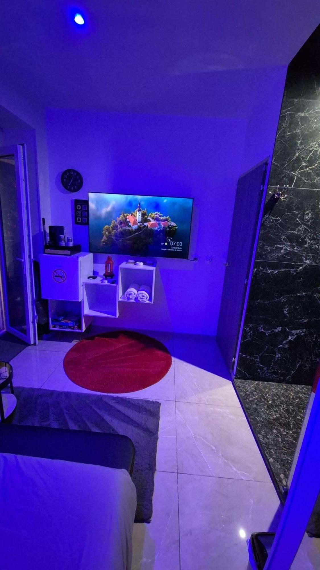 Ferienwohnung Lyon Superbe Jacuzzi Vue Sur Jardin Villeurbanne Exterior foto